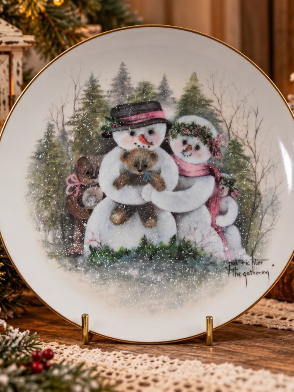 Pat Richter The Gathering Snowman Collector Plate